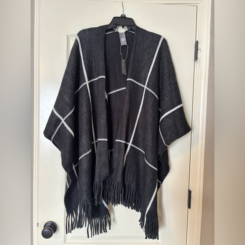 Vince Camuto Plus Black and White Plaid Cardigan